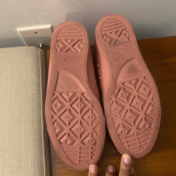 Leather mauve Converse with gold accents - Picture 3 of 6